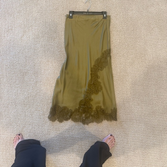 A.L.C. Gracie satin and lace top and skirt set - Picture 4 of 8